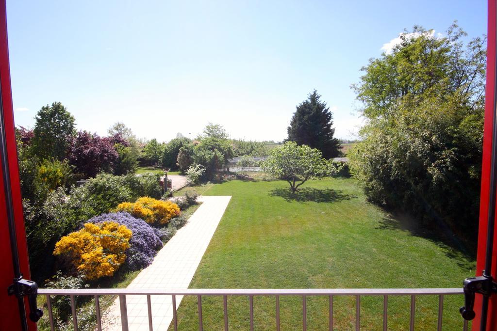 Agriturismo Borgo Tecla Rosà Buitenkant foto