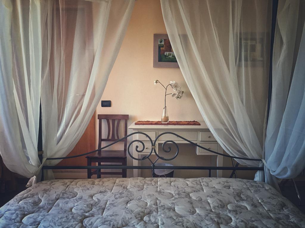 Agriturismo Borgo Tecla Rosà Buitenkant foto