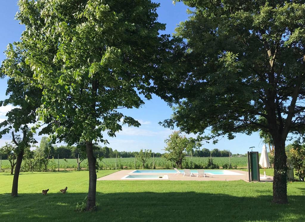 Agriturismo Borgo Tecla Rosà Buitenkant foto