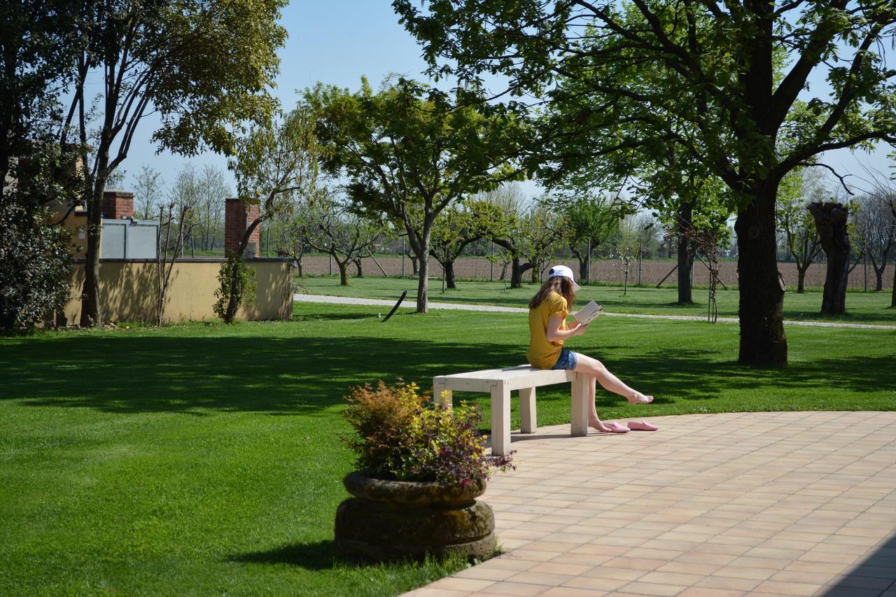 Agriturismo Borgo Tecla Rosà Buitenkant foto