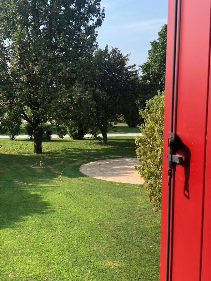 Agriturismo Borgo Tecla Rosà Buitenkant foto